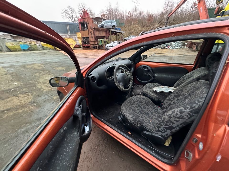 Ford Ka 1.3 L 44 KW Autoteile Ersatzteile Schlachtfest in Waldbröl