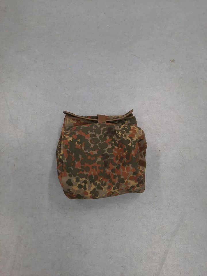 Bundeswehr ABC Schutztasche mit Zubehör in Auerbach (Vogtland)