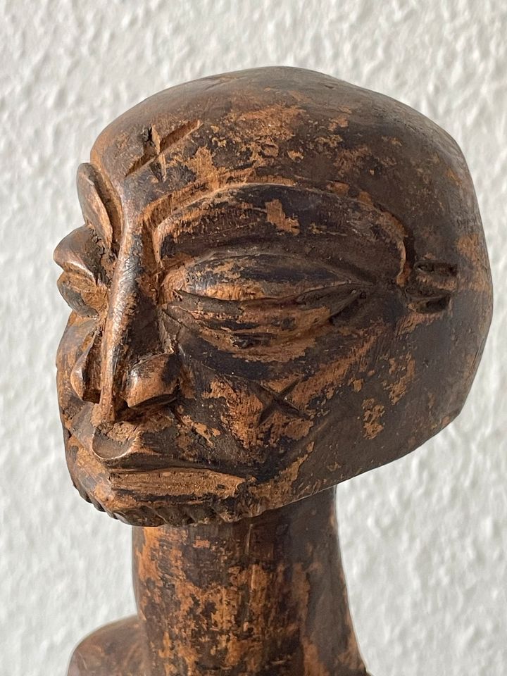 afrikanische Holz-Skulptur Mann Fruchtbarkeitssymbol Luba / Tabwa in Sollstedt (Wipper)