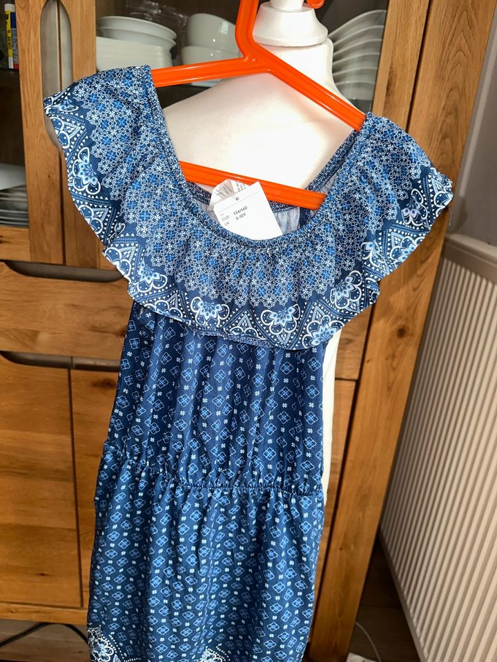 H&M luftiges Sommerkleid weiß blau 134-140 in Kranzberg