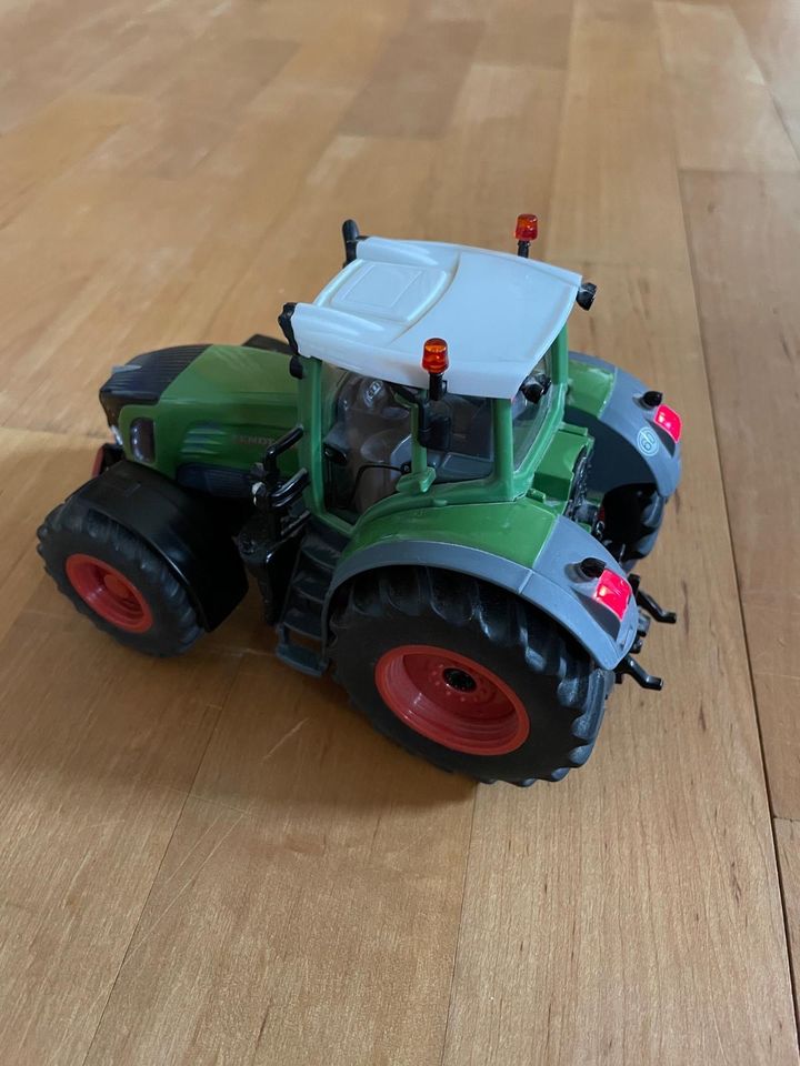 Siku RC-Traktor SIKU Control, Fendt 939 (6880), mit LED-Lichtern in Thierstein