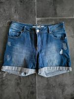 Damen Jeans Short kurze Hose Gr. 40  blau Hessen - Herborn Vorschau