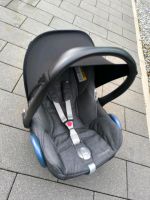 Babyschale Maxi Cosi Cabrio Fix mit Isofix Station - 0-13 Kg Schleswig-Holstein - Ammersbek Vorschau