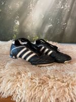 Adidas fußballschuhe 32 mit Noppen München - Au-Haidhausen Vorschau