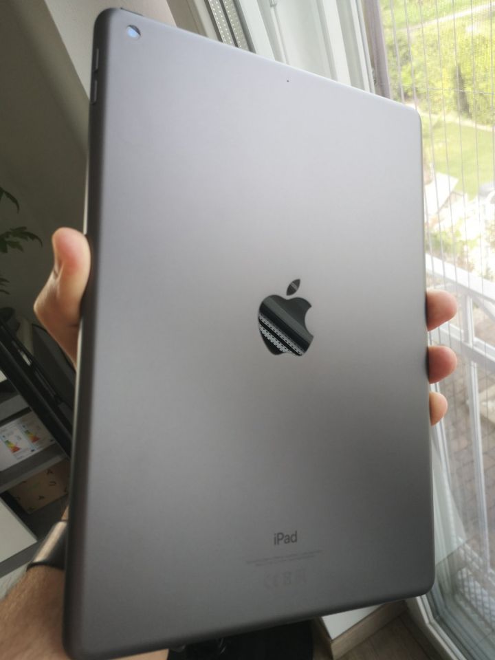 Apple iPad 7th Gen | Wi-Fi | 32GB | Space Gray in Ludwigshafen