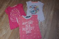 Drei süße T-Shirts, Rosa-Pink-Grau, Blue Seven + H&M, Gr. 98 Baden-Württemberg - Plankstadt Vorschau