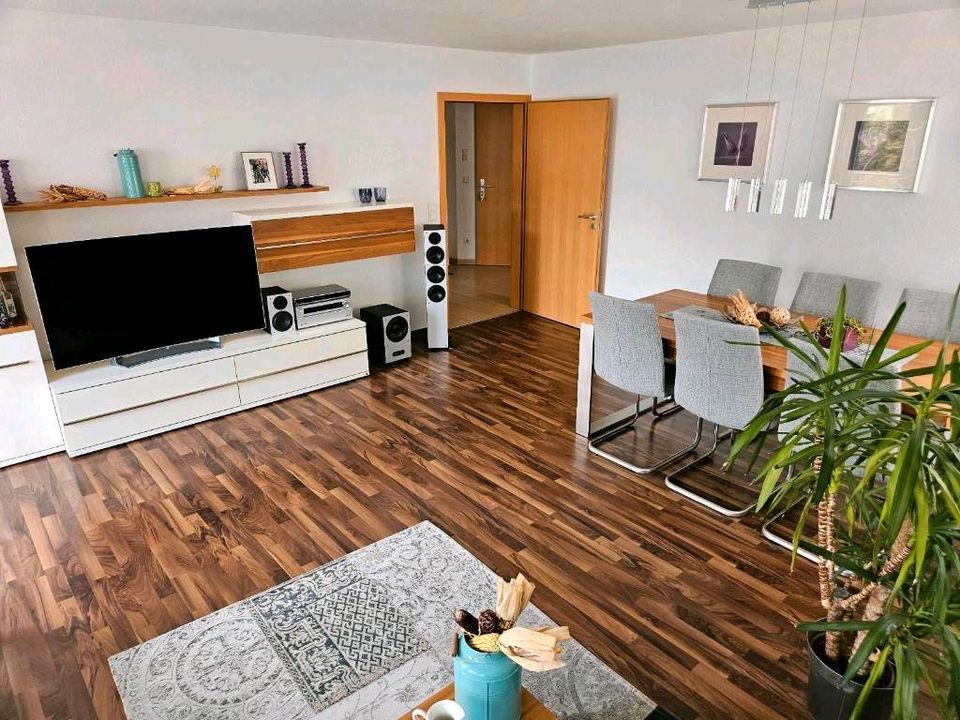 Provisionsfrei! Helle großzügige 3 Zimmer Wohnung in Schorndorf in Schorndorf