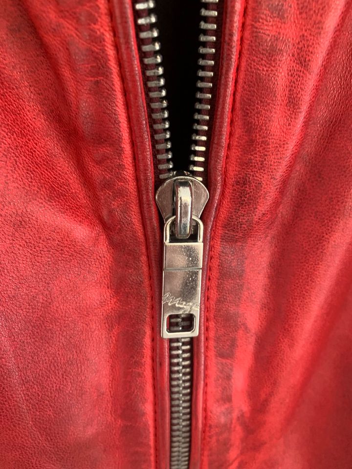 Maze Lederjacke Gr M neu mit Etikett Farbe Grenada rot in Baden-Württemberg  - Esslingen | eBay Kleinanzeigen ist jetzt Kleinanzeigen