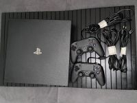 PlayStation 4 pro 1 TB Friedrichshain-Kreuzberg - Kreuzberg Vorschau