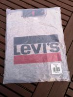 Levi's levis tshirt grau blau rot neu xs s Sachsen - Lichtentanne Vorschau