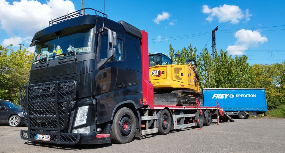 Transport von Baumaschinen bis 3,57 / Stapler bis 3,20 Meter Höhe in Ludwigshafen