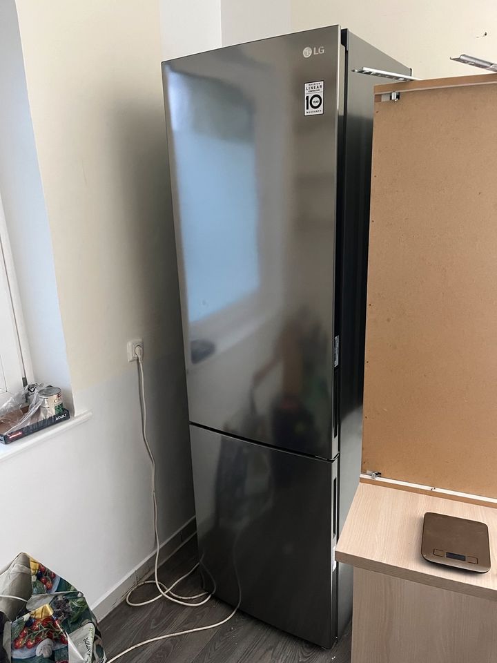 LG Kühlschrank. NUR HEUTE 380€ in Flensburg