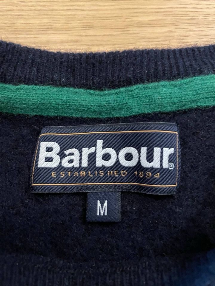 Frauen Pullover Barbour S-M 100% Wolle in Frankfurt am Main