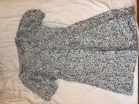 Kleid mit Blumenmuster | Größe M Dresden - Trachau Vorschau