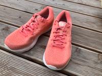 Laufschuhe ASICS gel cumulus jogging Größe 42 Thüringen - Weimar Vorschau