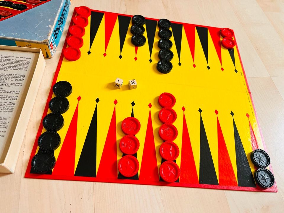 Brettspiele Vintage alt HB Peanuts Backgammon Spiele USA in Berlin