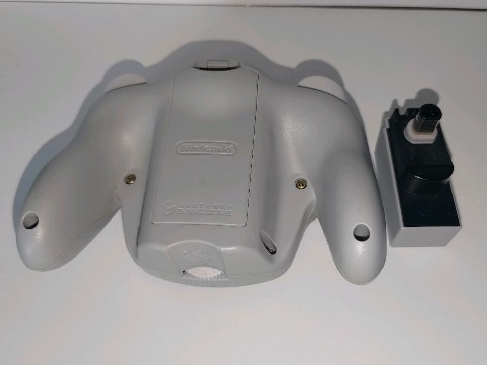 Nintendo GameCube Wavebird Controller (mit Empfänger) in Duisburg