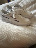 Reebok Classic Vegan Gr 38 Neu Weiß Sportschuh sneaker Berlin - Treptow Vorschau