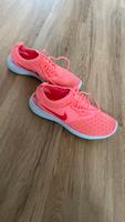 Sneaker Nike 38,5 Niedersachsen - Fredenbeck Vorschau