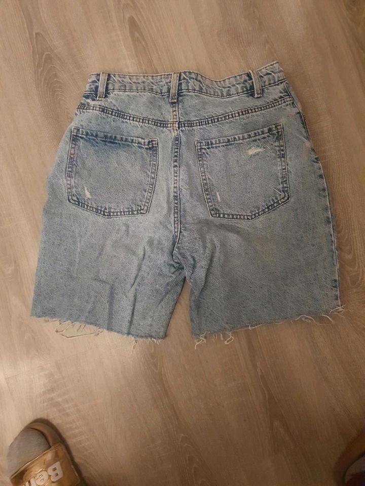 Jeans Shorts Gr. 42 Primark in Mönchengladbach