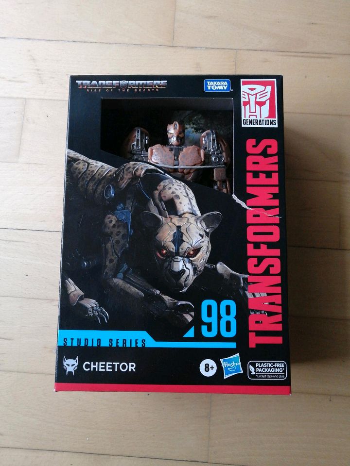 Transformers Studio Series Cheetor Voyager Class 98 in Villingen-Schwenningen