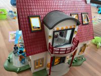 Playmobil Einfamilienhaus 4279 + diverse Einrichtung + Garage Bayern - Heroldsberg Vorschau