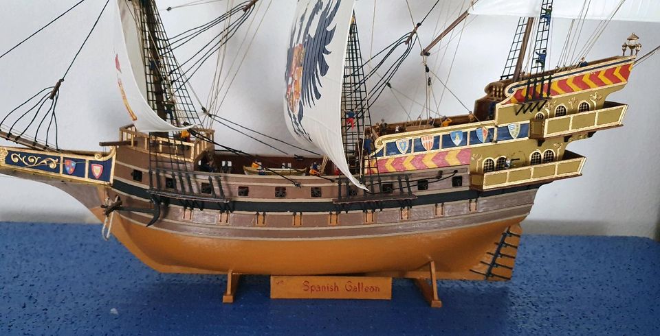 Modellschiff "Spanish Galleon" in Hainburg