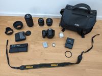 Kamera Nikon D3500 mit 3 Objektiven und viel Zubehör Hessen - Herborn Vorschau