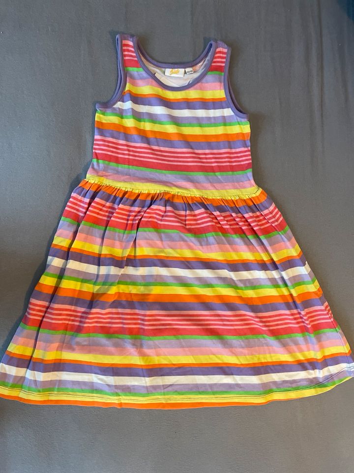 Kleid bunt gestreift Gr. 122/128 in Stockheim Oberfr