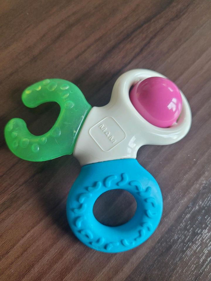 Plastikspielzeug Rasseln, Beißringe Baby in Kiel