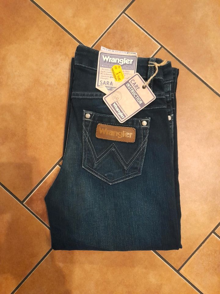 Wrangler Sara Damen Jeans Größe W26 / L34 in Leipzig