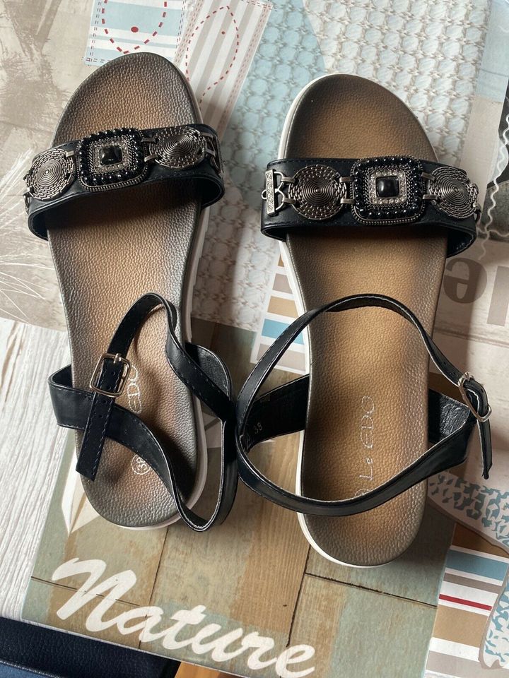 Sandalen neu 38 Le Edo Sommer Schuhe in Nordrhein-Westfalen - Bönen | eBay  Kleinanzeigen ist jetzt Kleinanzeigen