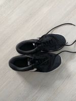 Nike Schuhe Gr. 40,5 schwarz Rheinland-Pfalz - Weilerbach Vorschau