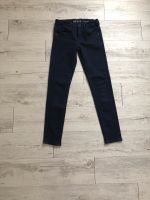 Guess Jeans Skinny Fit Mädchen Größe 10 Größe 146 neu Sachsen-Anhalt - Calbe (Saale) Vorschau