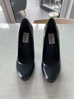 Marco Tozzi Pumps Schuhe Damen neu Glanz blau Gr 38 Niedersachsen - Papenburg Vorschau