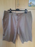 bpc Bermuda Hose kurze Stoffhose Bermuda Shorts  Capri Damen hel Bayern - Tiefenbach Kr Passau Vorschau