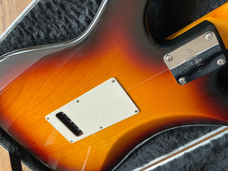 G&L S-500 USA Sunburst in Hamburg