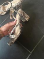 Sandalen mit Absatz Nordrhein-Westfalen - Velbert Vorschau
