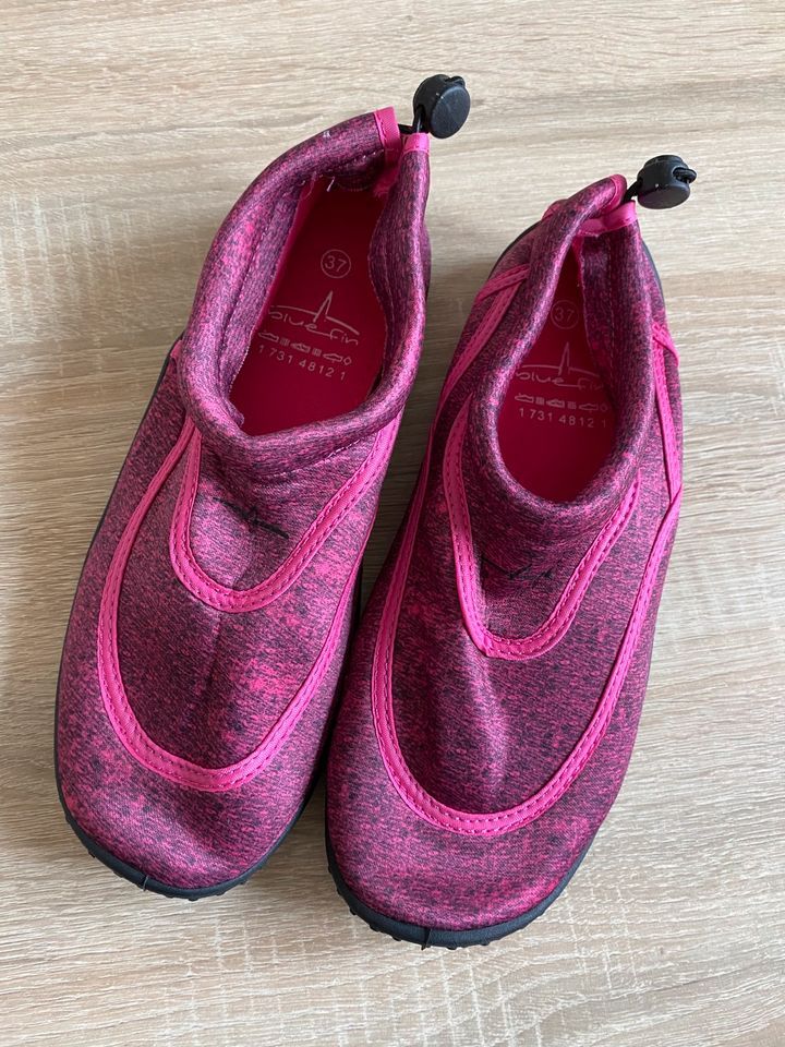 Badeschuhe Neoprenschuhe pink Größe 37 in Buchloe