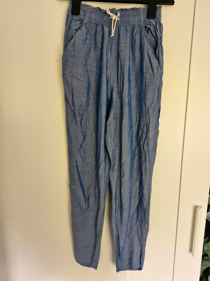 Leichte Hose H&M Größe 152 blau in Sindelfingen