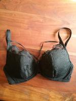BH ☆ 80 D ☆ H&M ☆ Spitze ☆ schwarz ☆ neuwertig Burglesum - Burg-Grambke Vorschau