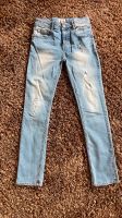 top Vingino regular dehnbare Jeans Gr. 15/170 München - Allach-Untermenzing Vorschau