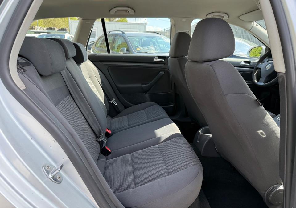 Volkswagen Golf V 1.9 TDI Variant Trendline Klimaautomatik in Bergisch Gladbach