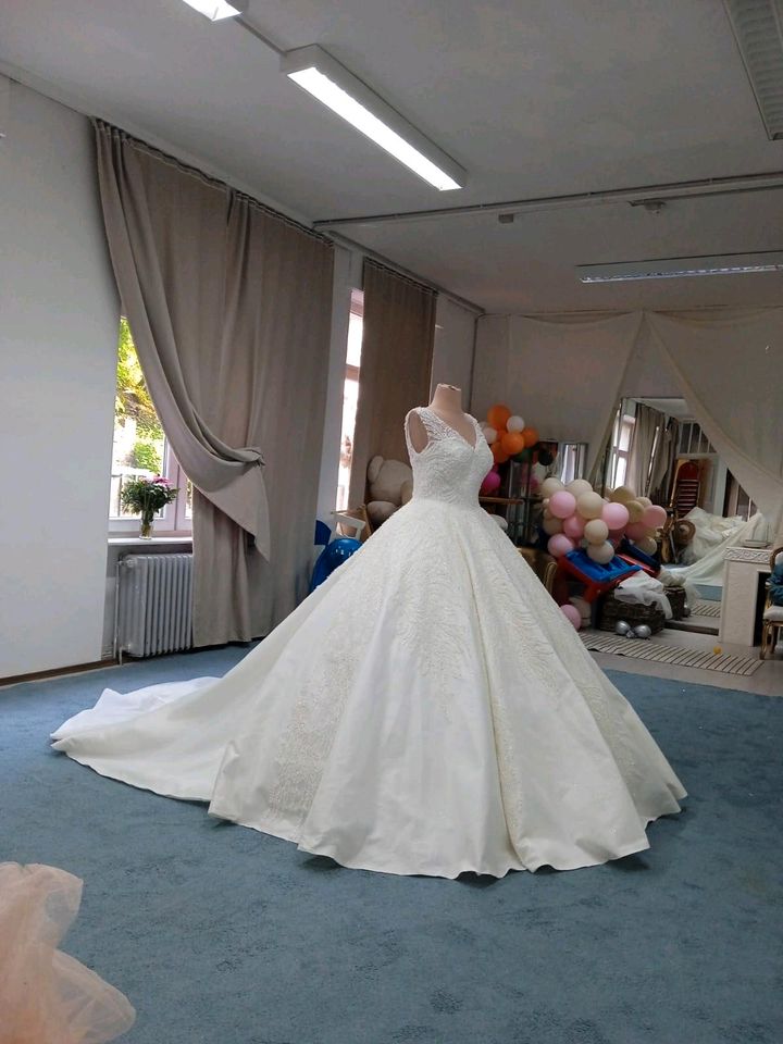 Brautkleid Prinzessin in Wuppertal