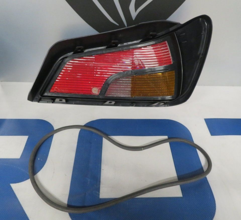 [Autohaus Roth KG] Rückleuchtenglas re + li Peugeot 306 in Oppenau