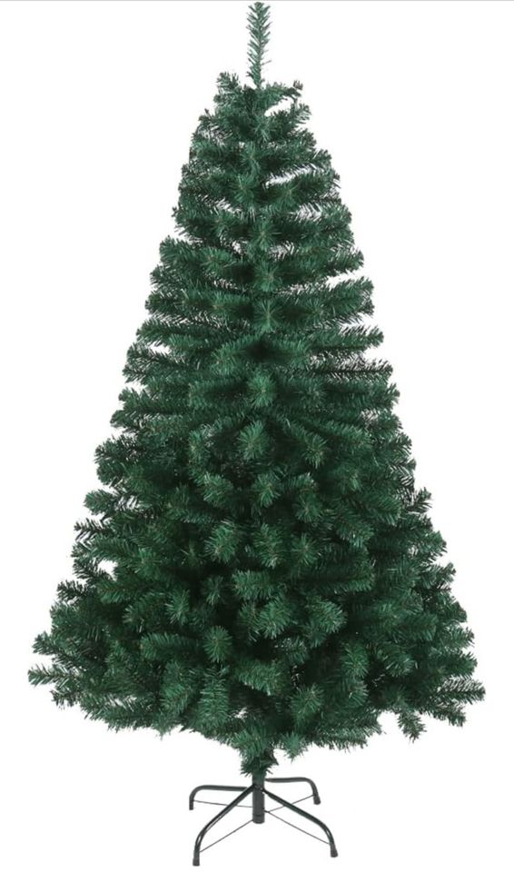 Tannenbaum mit Kugeln/ Stern und in Erlangen