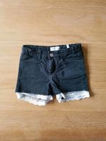 Kurze Shorts Hose schwarz H&M Gr. 116/122 Leipzig - Kleinzschocher Vorschau