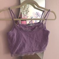 Croptop kurzes Top flieder helllila in M mit Spitze kawaii Y2k Hessen - Friedberg (Hessen) Vorschau