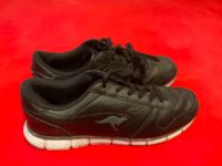 Sportschuhe Turnschuhe KangaRoos Gr. 42 Laufschuh Sneaker schwarz Hessen - Oberursel (Taunus) Vorschau