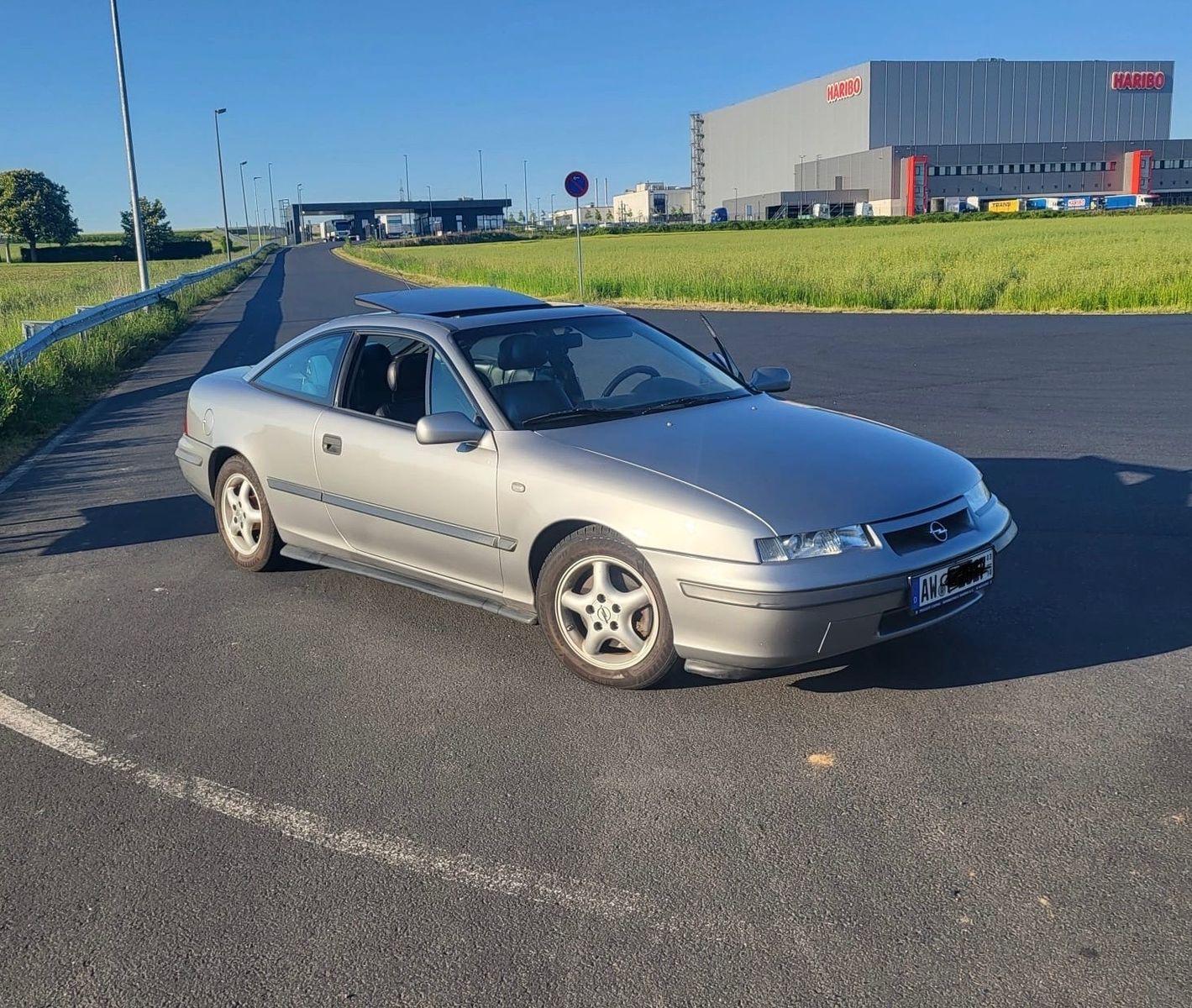 Abbildung des Autos Opel Calibra